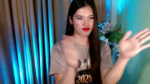 Kendal  online here from 6am-3pm philippine time online show from February 7, 11:13 pm