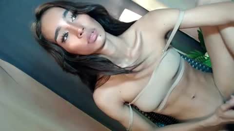 Queen Juna online show from August 2, 6:13 am