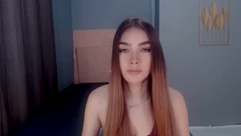 queenemeraldts online show from December 15, 1:56 am