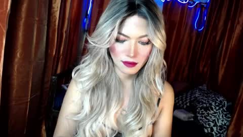 Be my property Sabrina online show from July 25, 7:28 am