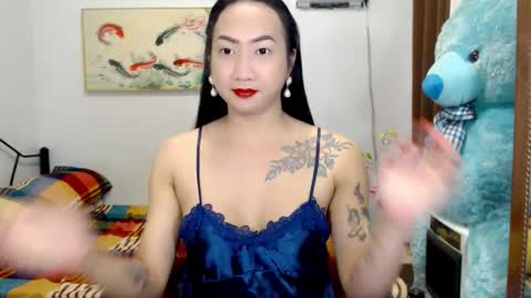 QUEEN online show from November 19, 9:53 am