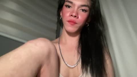 QUEEN online show from July 25, 2:48 pm
