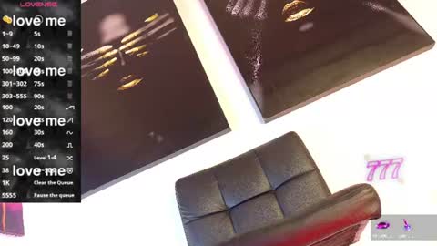 quuen_valery online show from July 13, 12:13 am