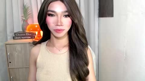 ravennaxx online show from October 28, 1:47 am