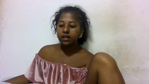 ravolossa online show from February 4, 8:30 am