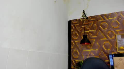 reed_kitty online show from December 4, 12:20 pm