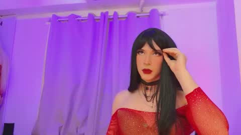 reginarose online show from July 24, 2:43 am
