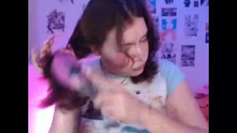 REIKO online show from December 15, 7:19 pm