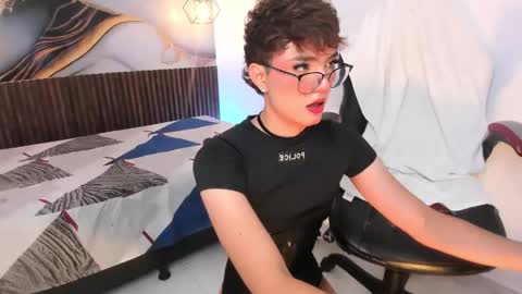 reneepaz online show from June 10, 7:02 pm
