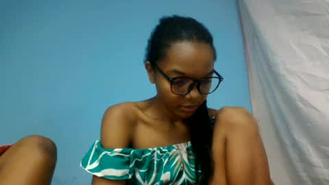 rodliiine online show from July 28, 3:21 pm