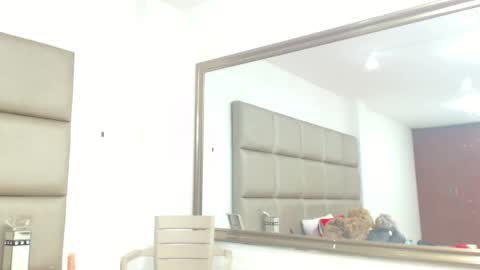 rose_valentiine online show from June 4, 11:35 am