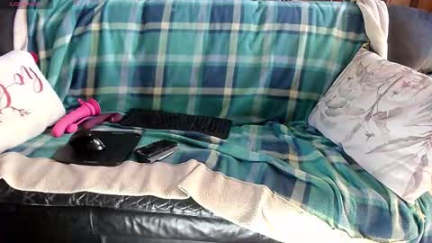 roxaneramirez online show from March 30, 6:36 am