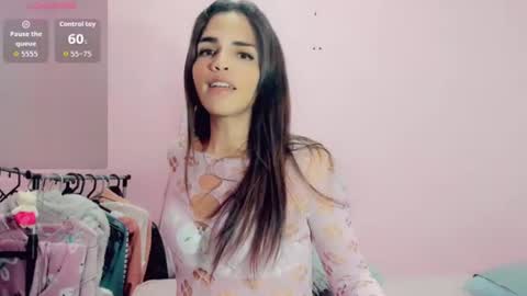 rubi_angels_ online show from July 24, 11:09 am