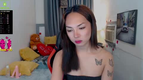 its me Sabel online show from December 14, 1:50 am
