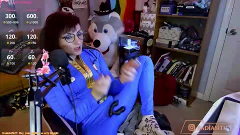 Sadia Sinns online show from November 15, 4:21 am