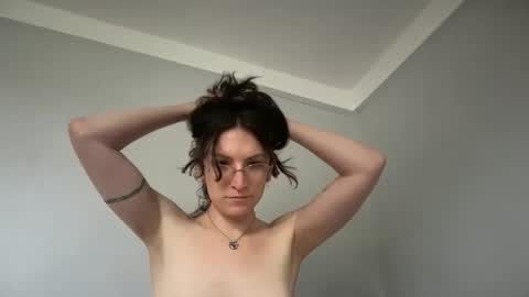 Sadie online show from May 27, 6:16 pm