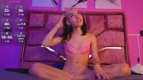 samantaa_liov online show from June 16, 7:47 pm