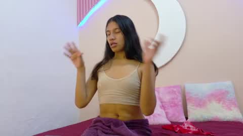 samanthalaurent online show from June 15, 7:16 pm