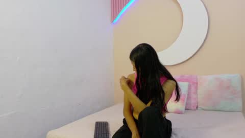 samanthalaurent online show from July 3, 7:30 pm