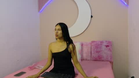 samanthalaurent online show from July 15, 7:41 pm