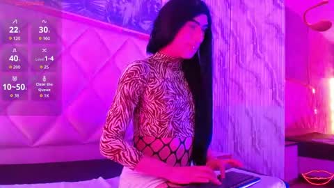 samanttha_tay online show from July 14, 3:11 am