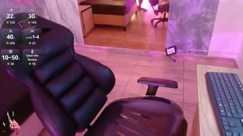 samanttha_tay online show from July 22, 11:36 am