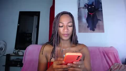 Samy doll online show from June 10, 8:52 pm