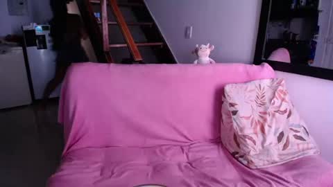 Samy doll online show from July 29, 7:01 pm