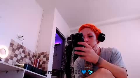 sara_johnson__ online show from July 21, 2:09 pm