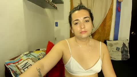  SARAHJEY     online show from June 22, 4:59 pm