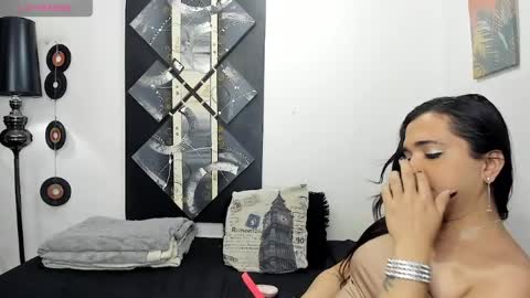  SARAHJEY     online show from July 3, 6:25 pm