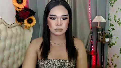 sassy_tinaxx online show from November 18, 9:31 am