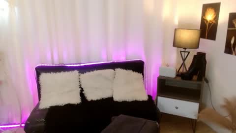 sassynamix online show from March 5, 6:57 pm