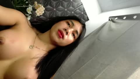 scarlet_111 online show from June 17, 12:33 am