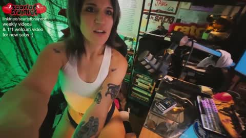 scarlet3 online show from October 5, 6:40 pm