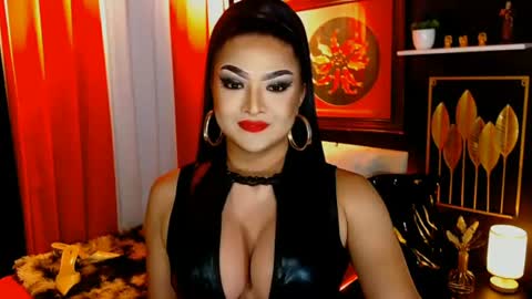 seducinglinda online show from June 24, 5:00 pm