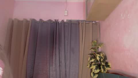 seductive_levie69 online show from March 27, 10:49 am