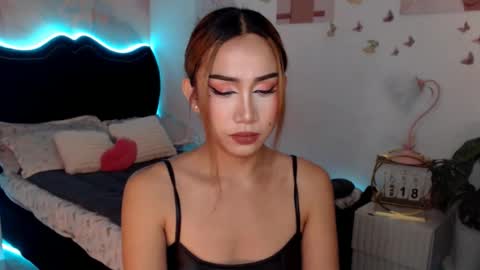 Vanessa online show from March 17, 7:05 pm