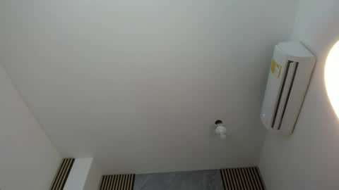 Selenne online show from June 16, 1:46 pm