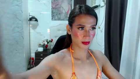 sensual_goergia online show from November 19, 12:16 pm