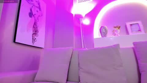 sensual_shanel online show from June 17, 2:23 am