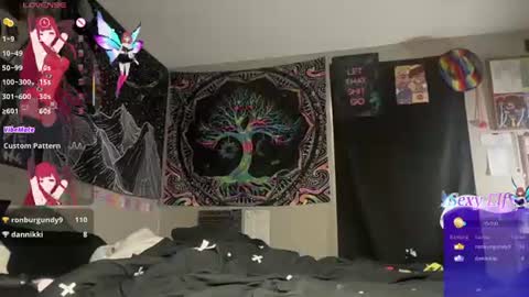 Ollie online show from July 28, 9:25 pm
