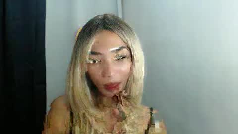 sexyshinixx online show from March 11, 2:18 pm