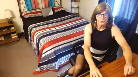 sexysindey79 online show from June 24, 12:58 pm