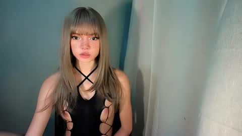 sexytight_tanya online show from February 8, 2:06 am