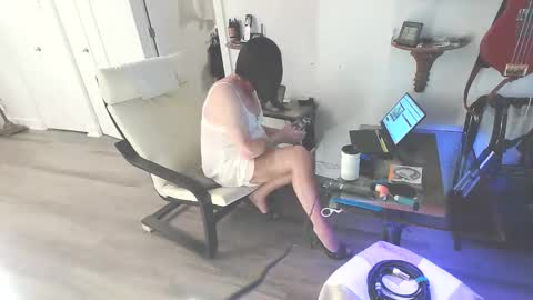 Snapshot of sgteto chatting on October 23, 7:56 am CD Jeanne online show from October 23, 7:56 am
