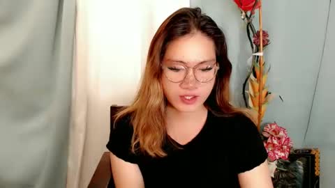 SHAKEENA online show from January 29, 2:30 am