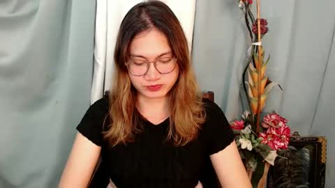 SHAKEENA online show from February 3, 11:31 am