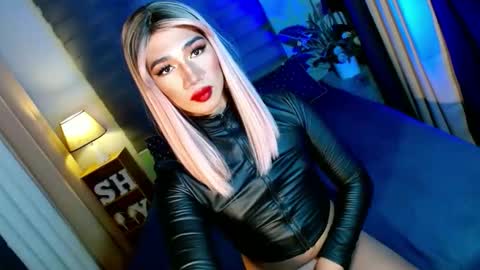 MISS SHANE online show from November 12, 9:14 pm