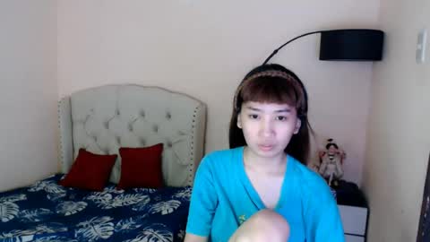 SHANTA FOX  s online show from July 5, 3:11 am